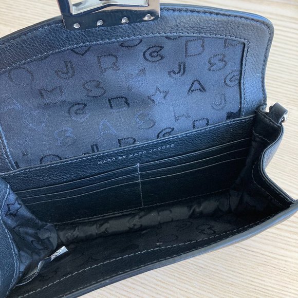 Black Marc Jacobs wallet on a chain bag - Picture 4 of 5